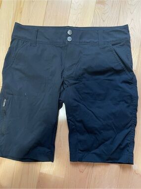 Black Outdoor Stretch Shorts